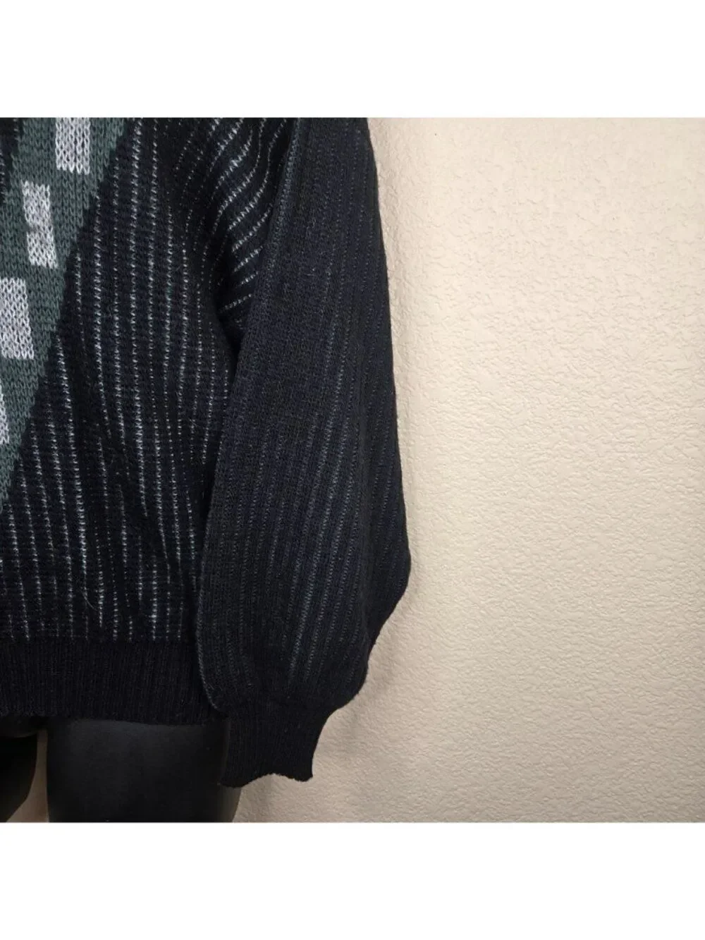 Vintage 80s Plaza Black Gray Geometric Knit Sweater Mens M Crewneck